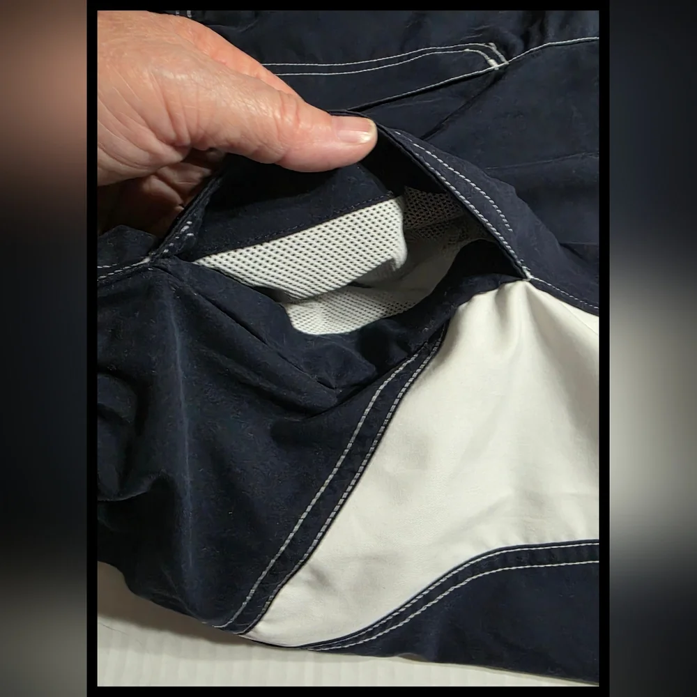 Nike Swim Trunks, XL, Navy With White Pockets & Drawstring